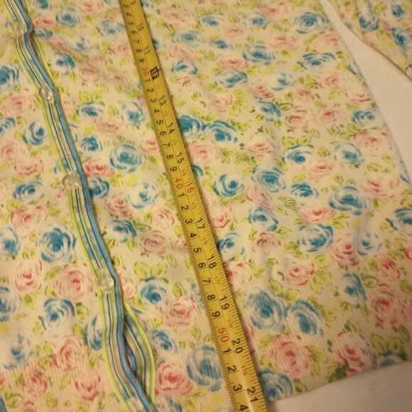 Silk blend floral sweater with glass accent buttons and ribbon t… - Picture 10 of 11